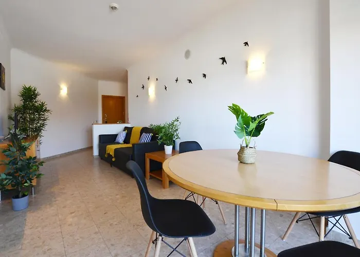 Algarve Porto Belo * بورتيماو